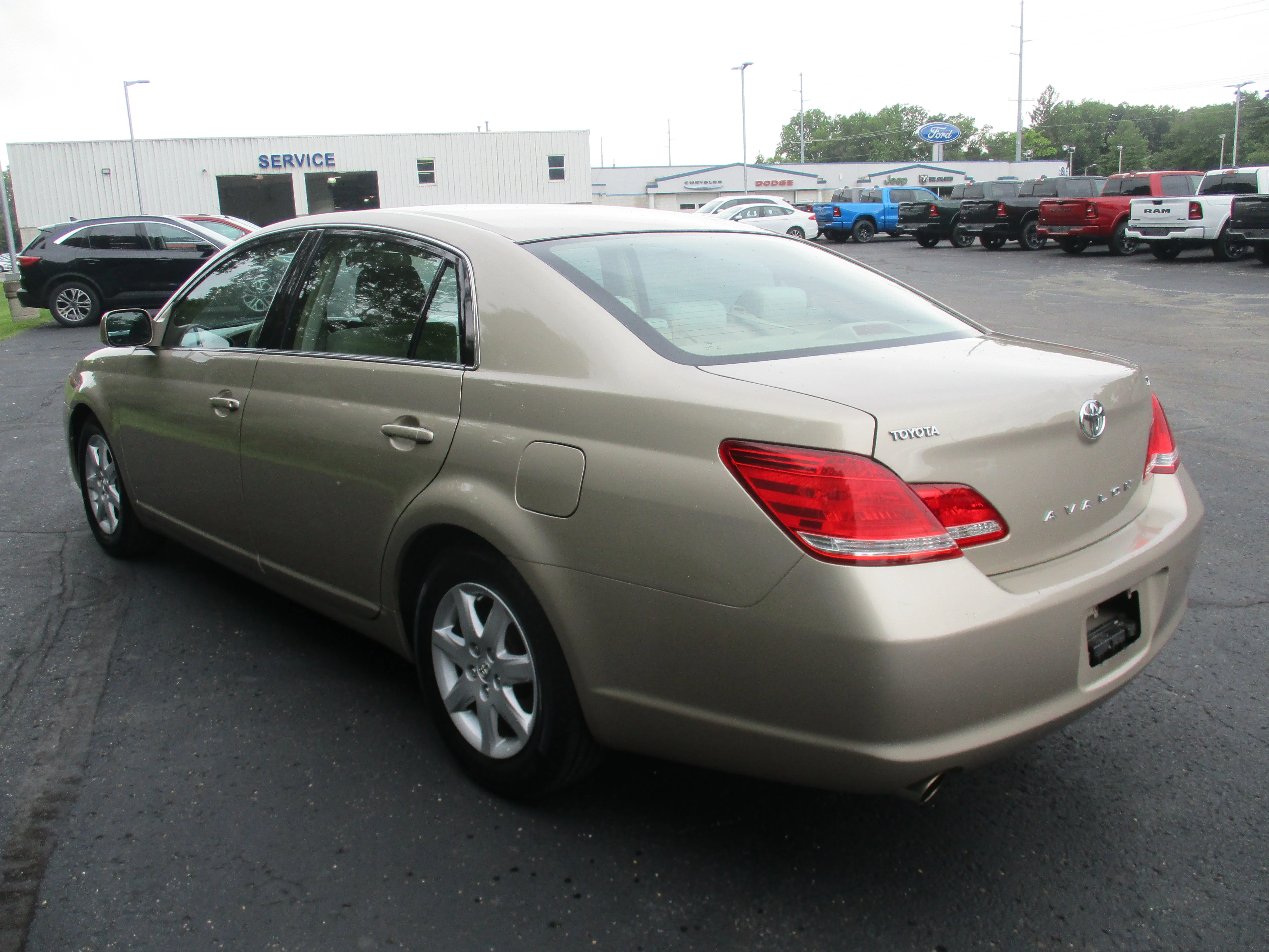 Used 2007 Beige Toyota  image 49