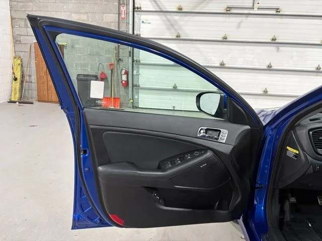 Used 2013 Blue Kia SX image 14