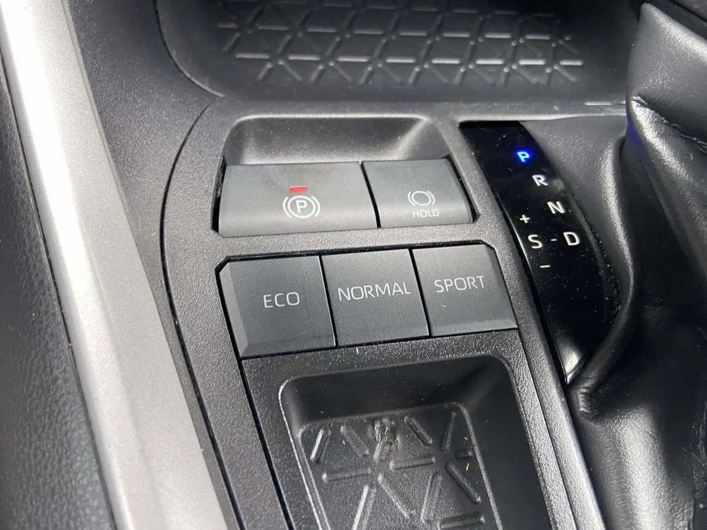 Used 2024 Silver Toyota XLE image 24