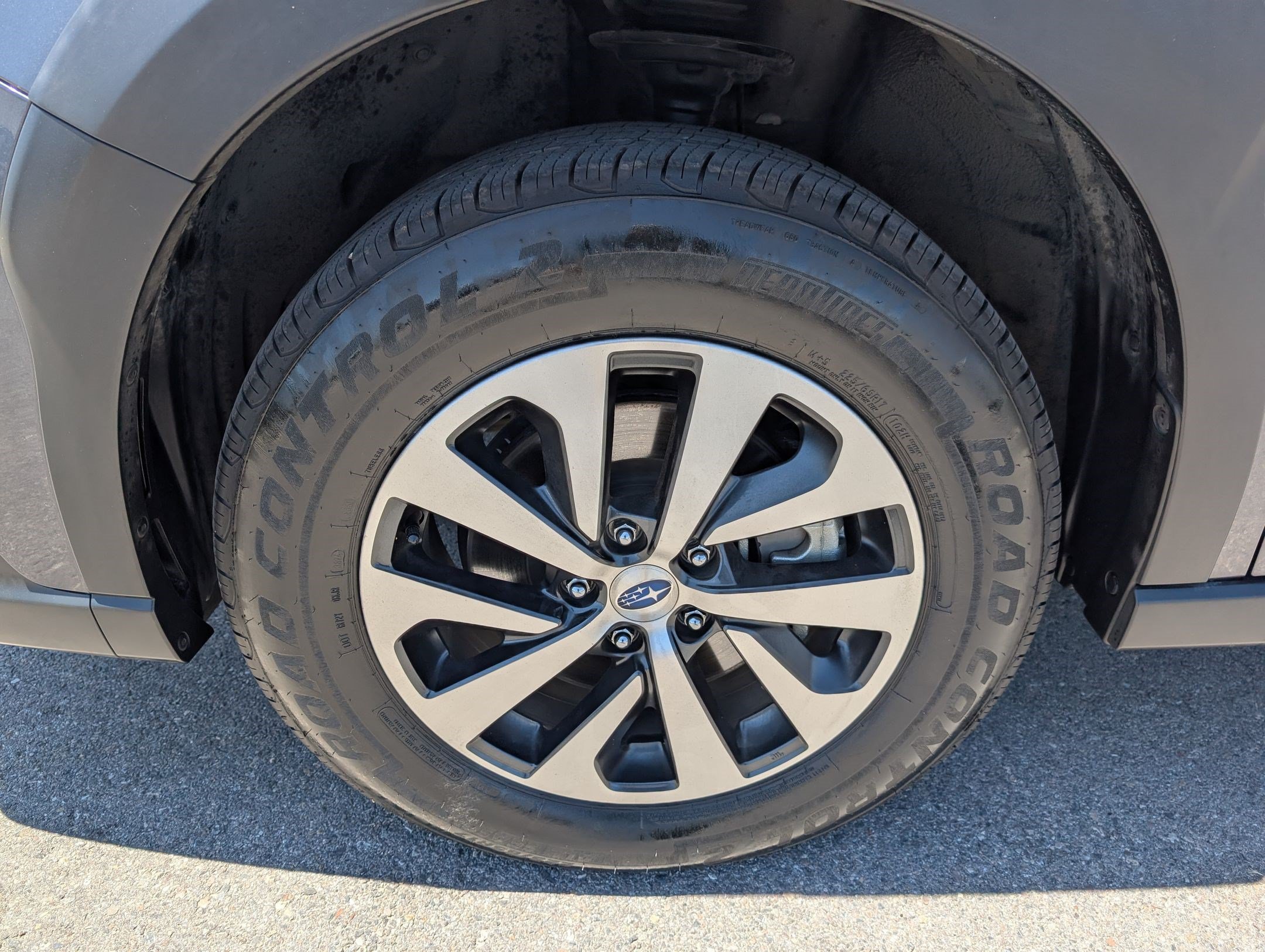 Used 2023 Magnetite Gray Metallic Subaru Premium image 11