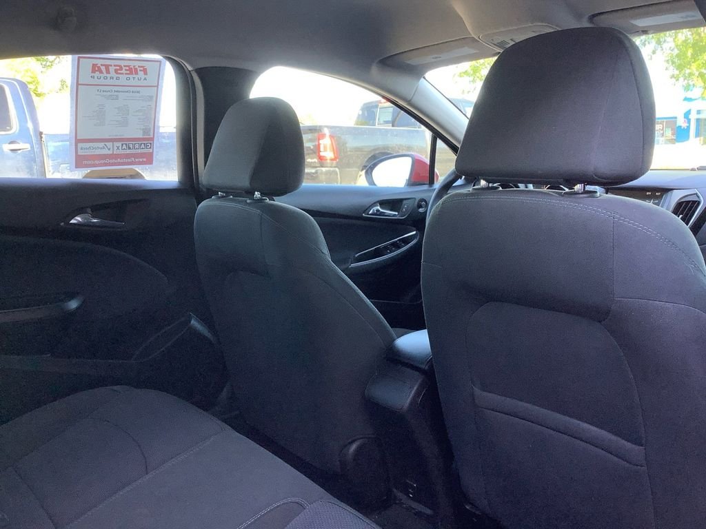 Used 2018 Red Chevrolet LT image 17