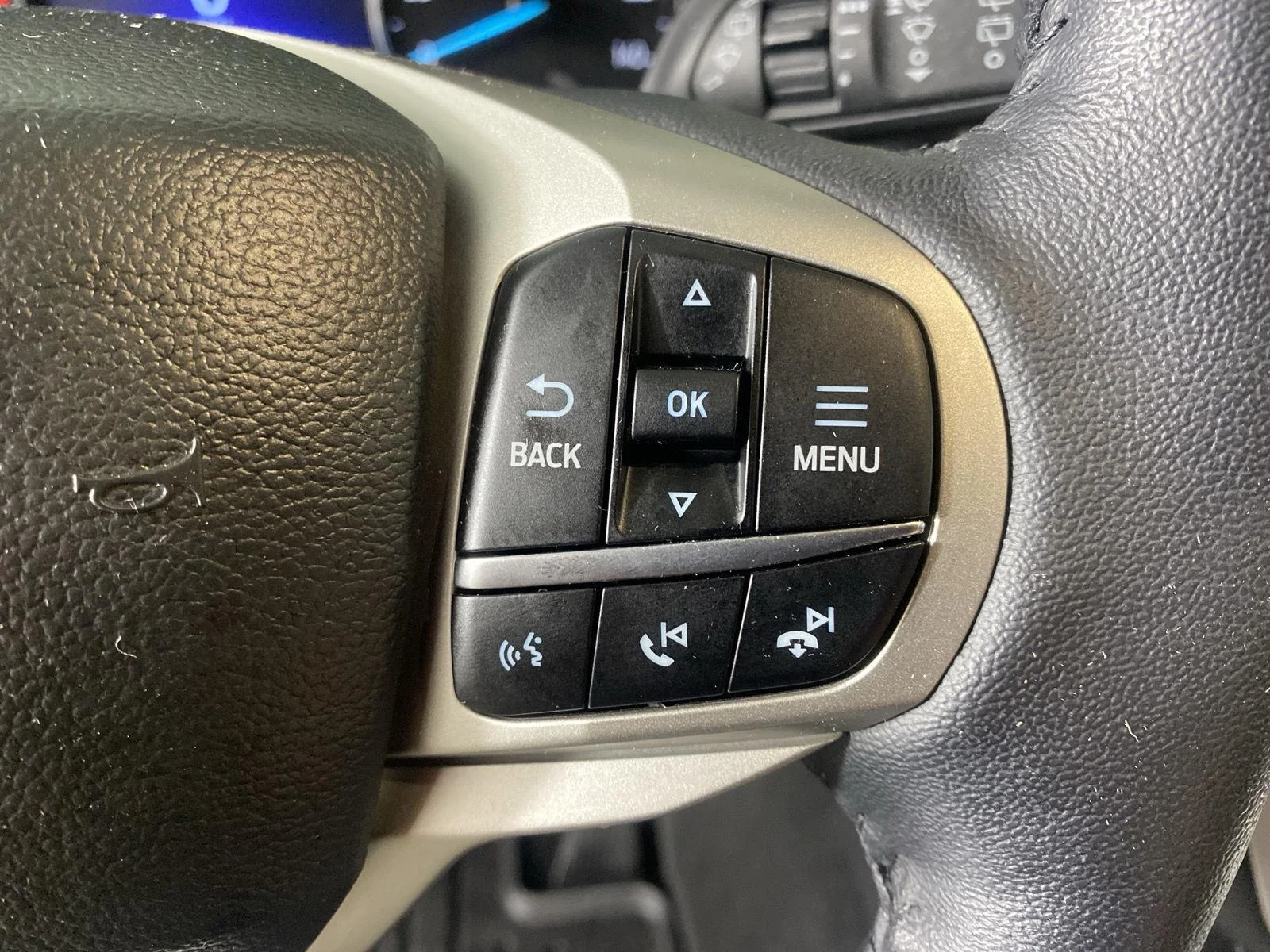 Used 2023 Carbonized Gray Ford XLT image 19