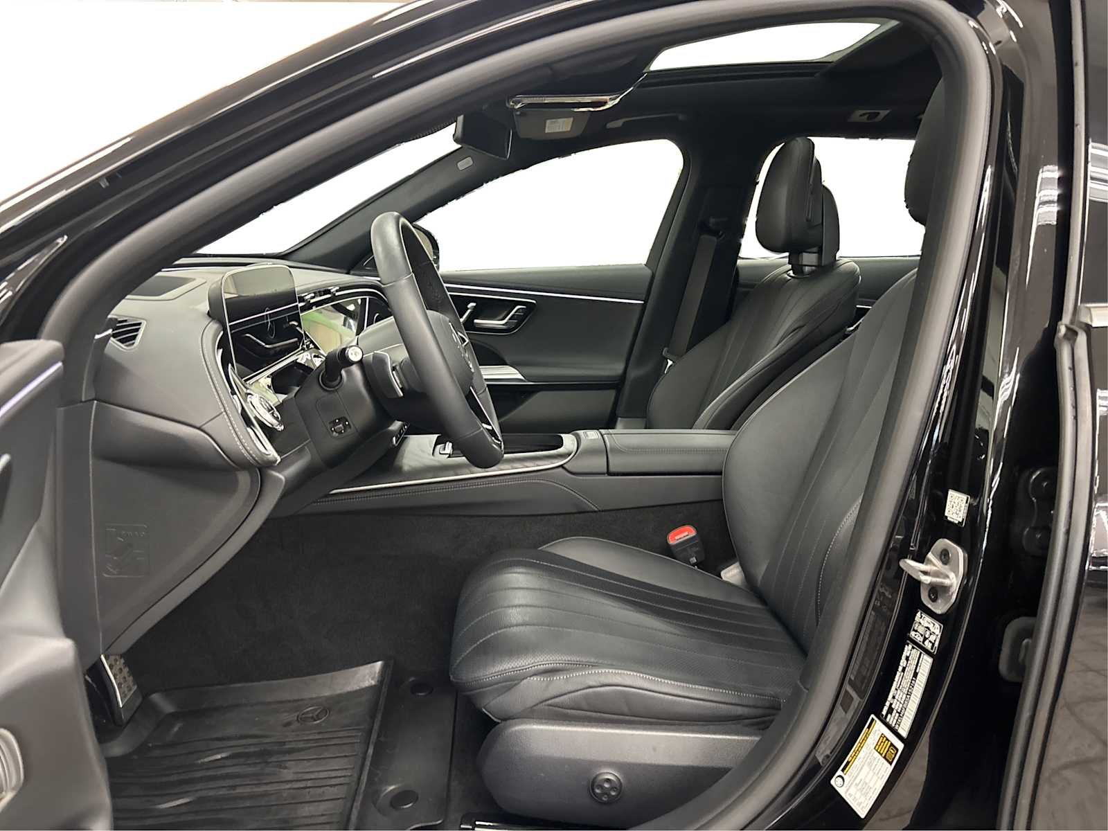 New 2025 Obsidian Black Metallic Mercedes-Benz E 450 image 9
