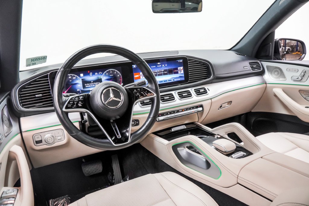 Used 2023 Black Mercedes-Benz GLB 250 image 6