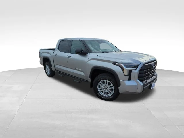 Used 2024 Silver Toyota SR5 image 9