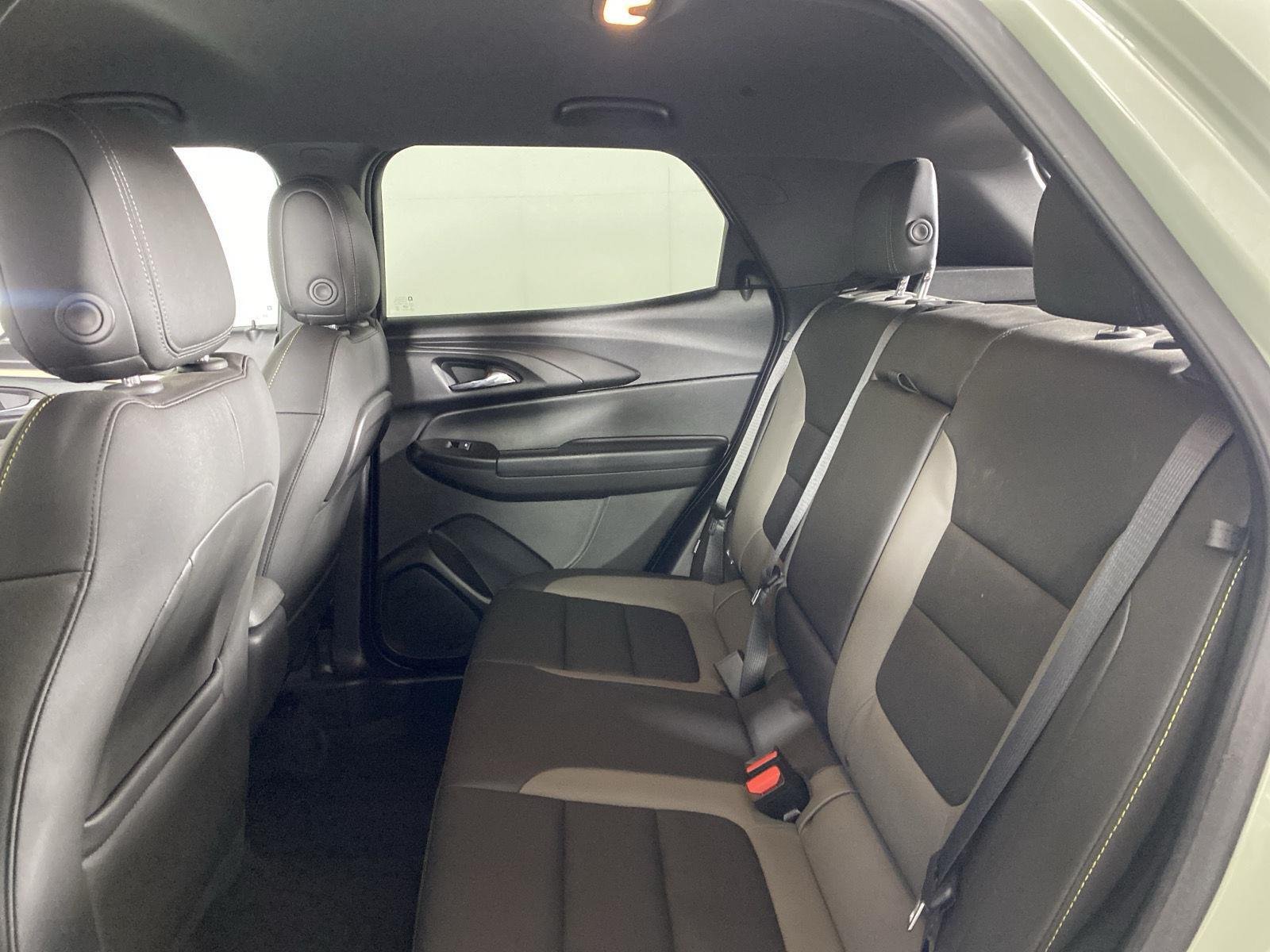 Used 2024 Cacti Green Chevrolet ACTIV image 24