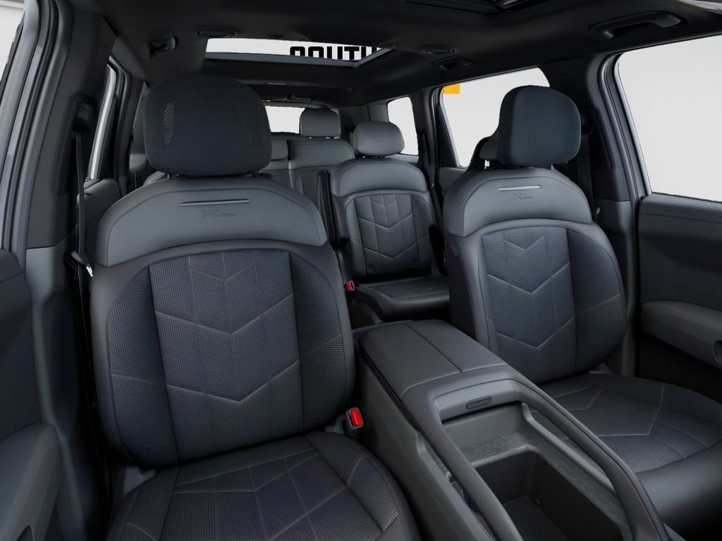New 2027 White Kia X-Line SX image 15