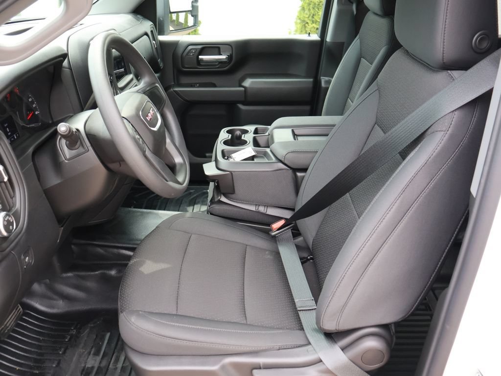 2026 GMC Sierra 3500HD Pro - Photo 24