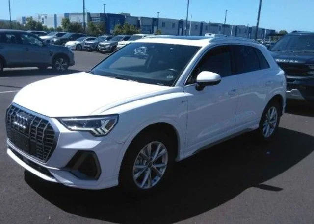 2025 Audi Q3 Premium