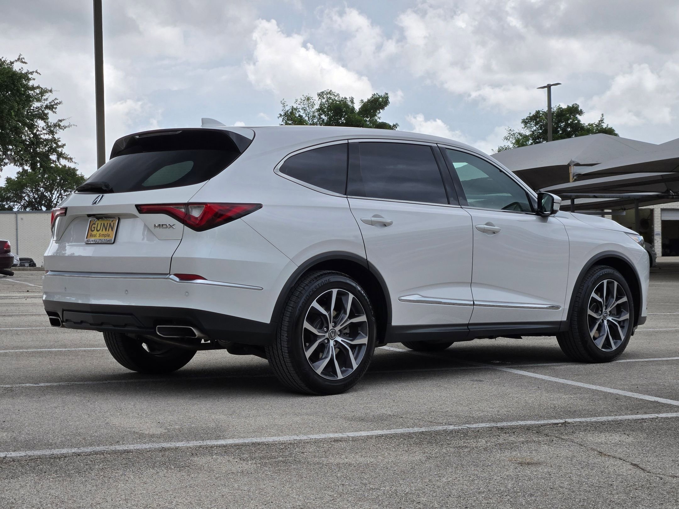 Used 2023 Platinum White Pearl Acura w/Technology Package image 4