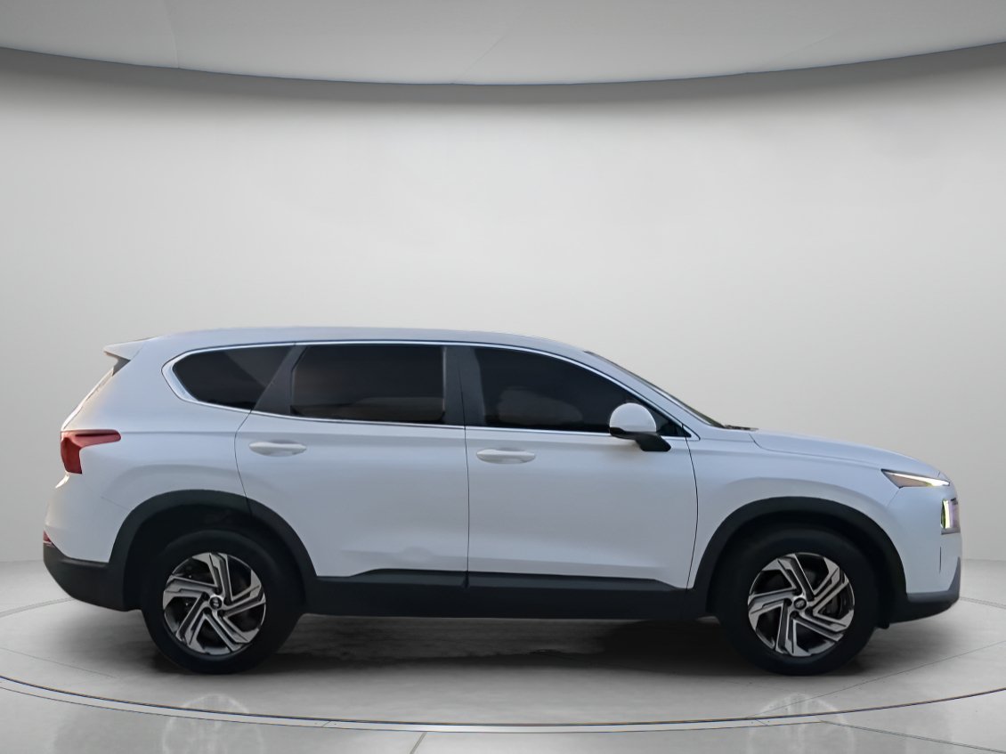 Used 2021 Quartz White Hyundai SE image 31
