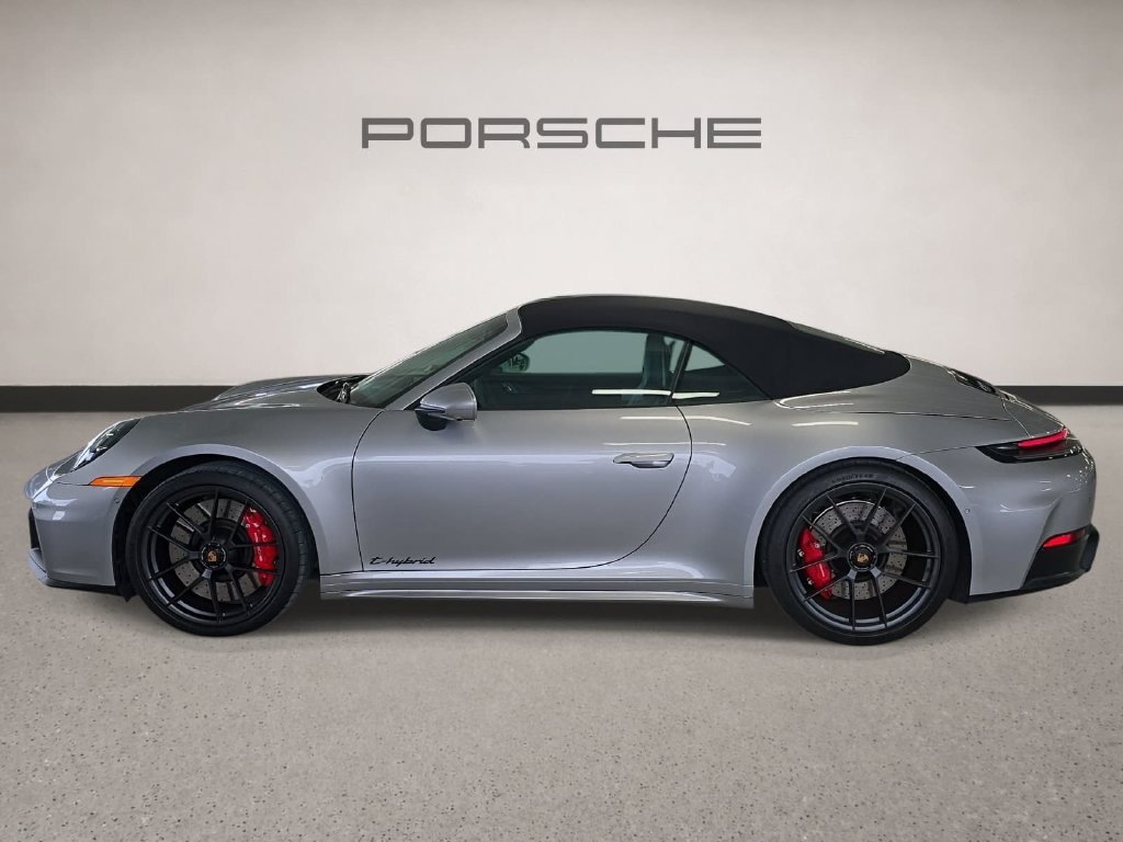Used 2025 Silver Porsche Carrera 4 GTS image 2