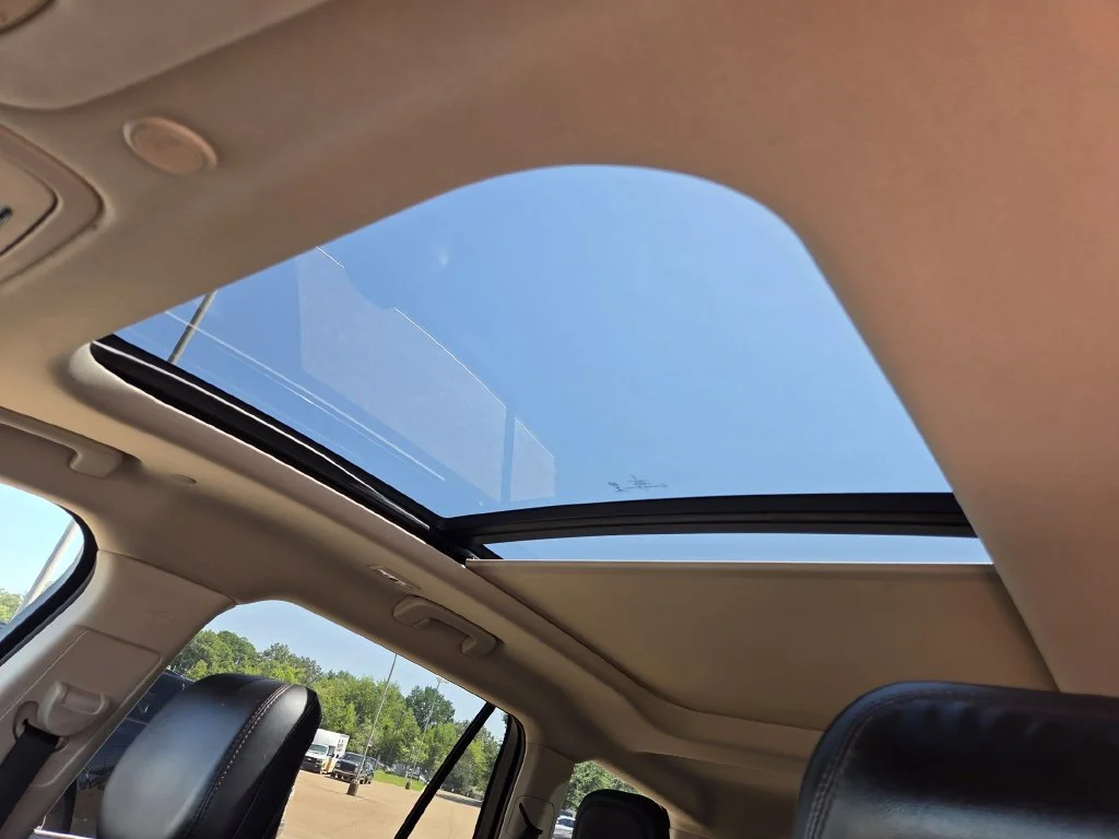 Used 2020 Gray Lincoln Reserve image 21
