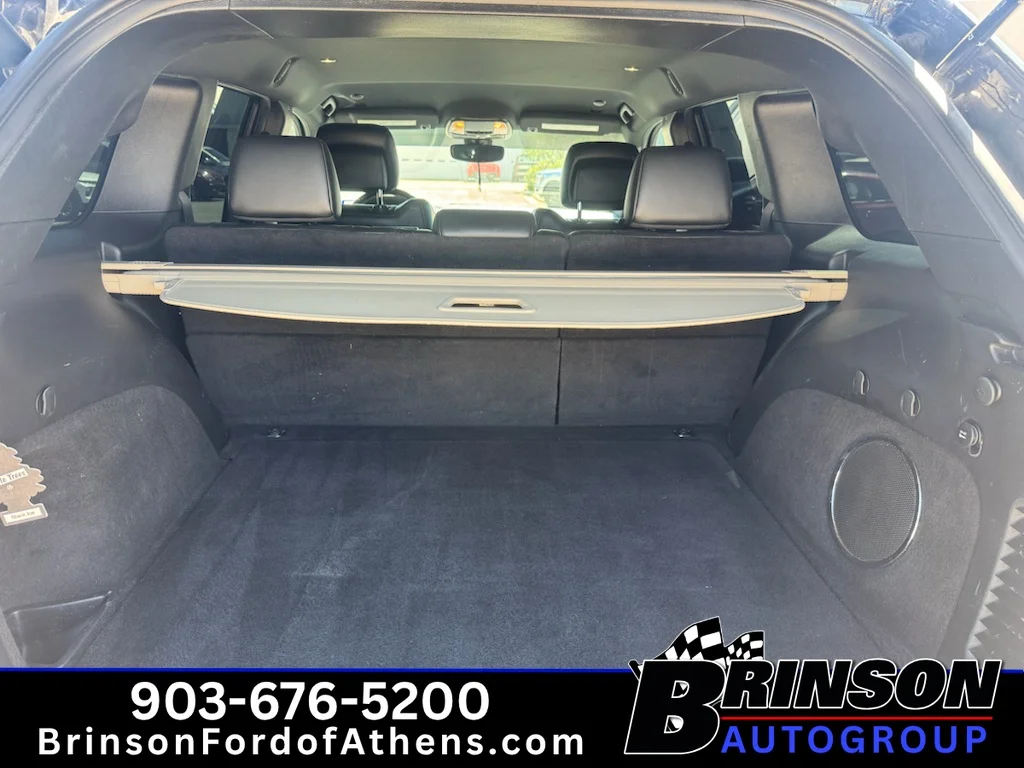 Used 2019 Granite Crystal Clearcoat Metallic Jeep Laredo E image 9