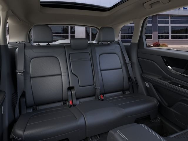 New 2025 Black Metallic Lincoln Grand Touring image 11