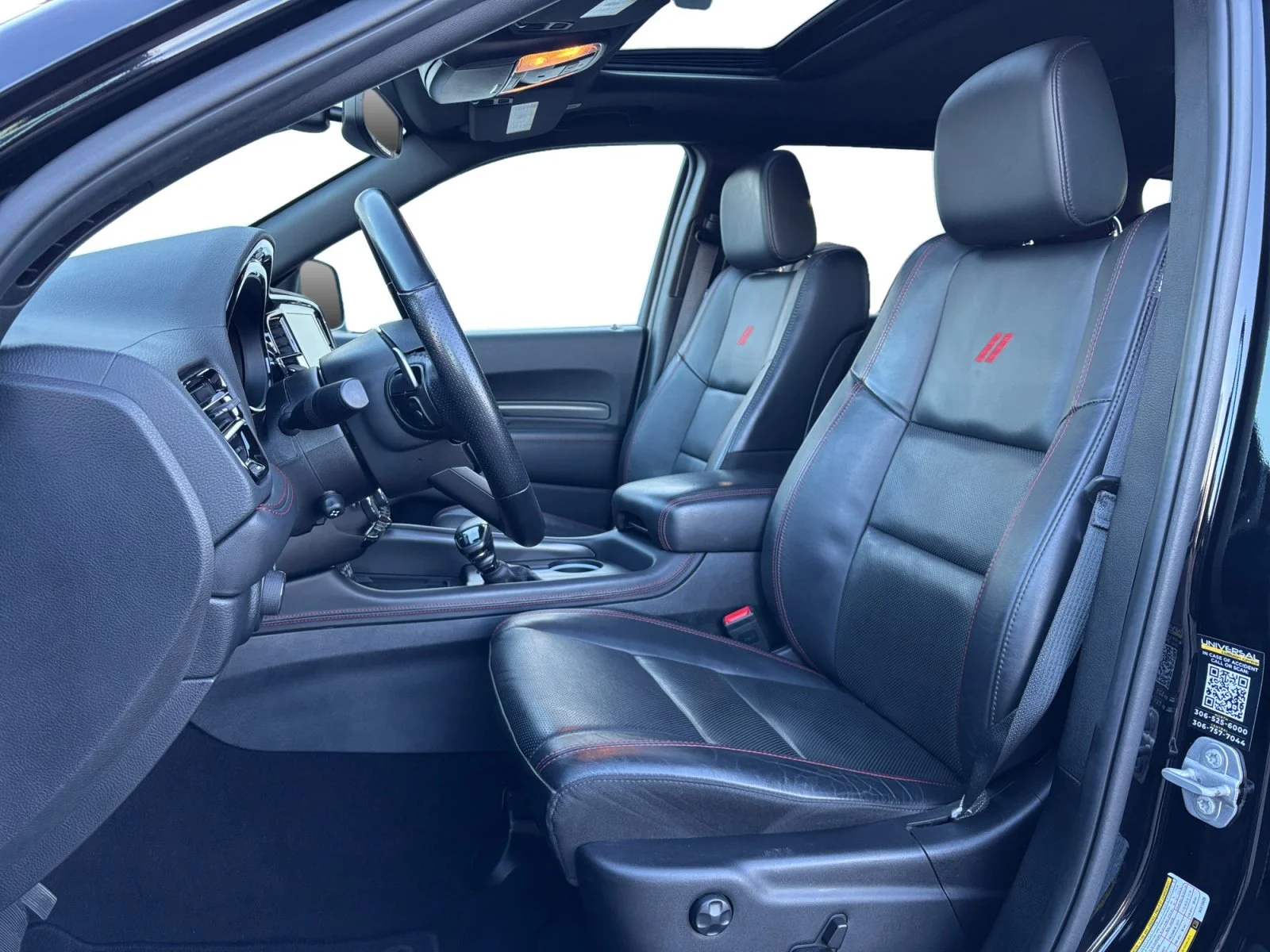 Used 2025 Diamond Black Crystal Pearl Dodge R/T image 10