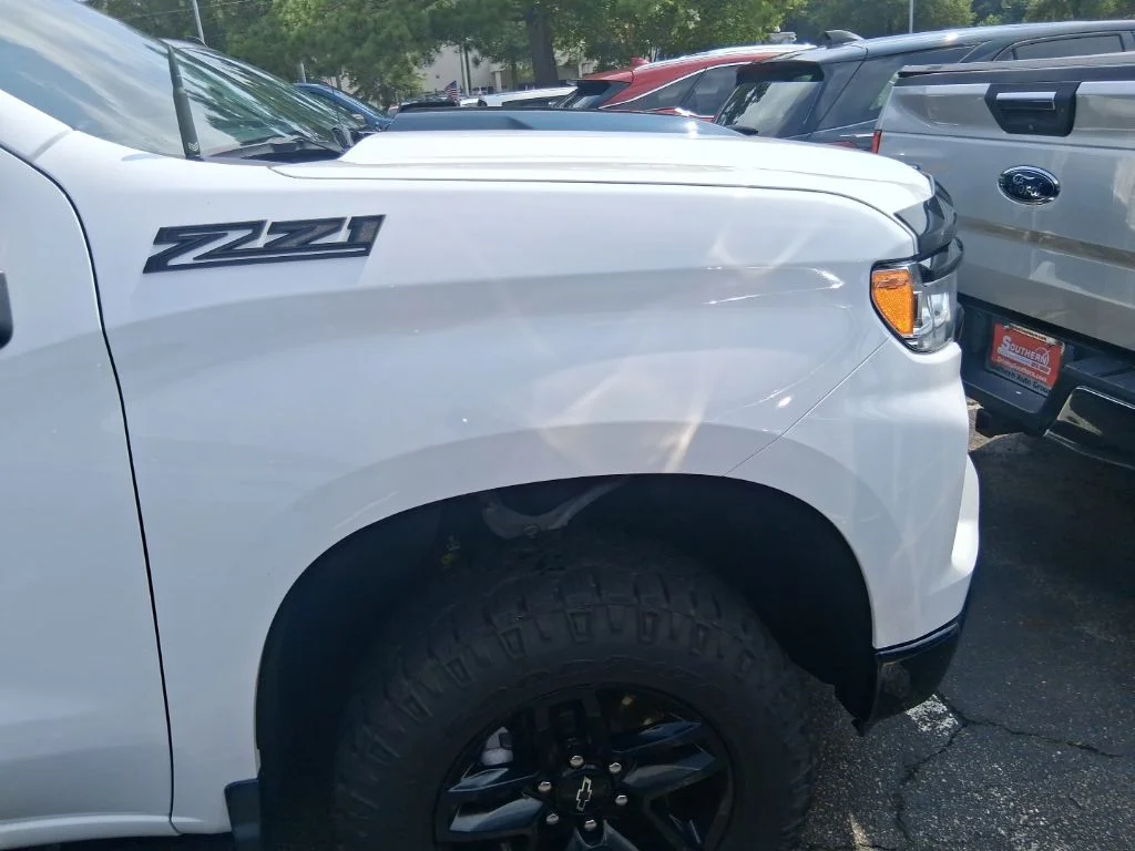 Used 2022 White Chevrolet LT Trail Boss image 5