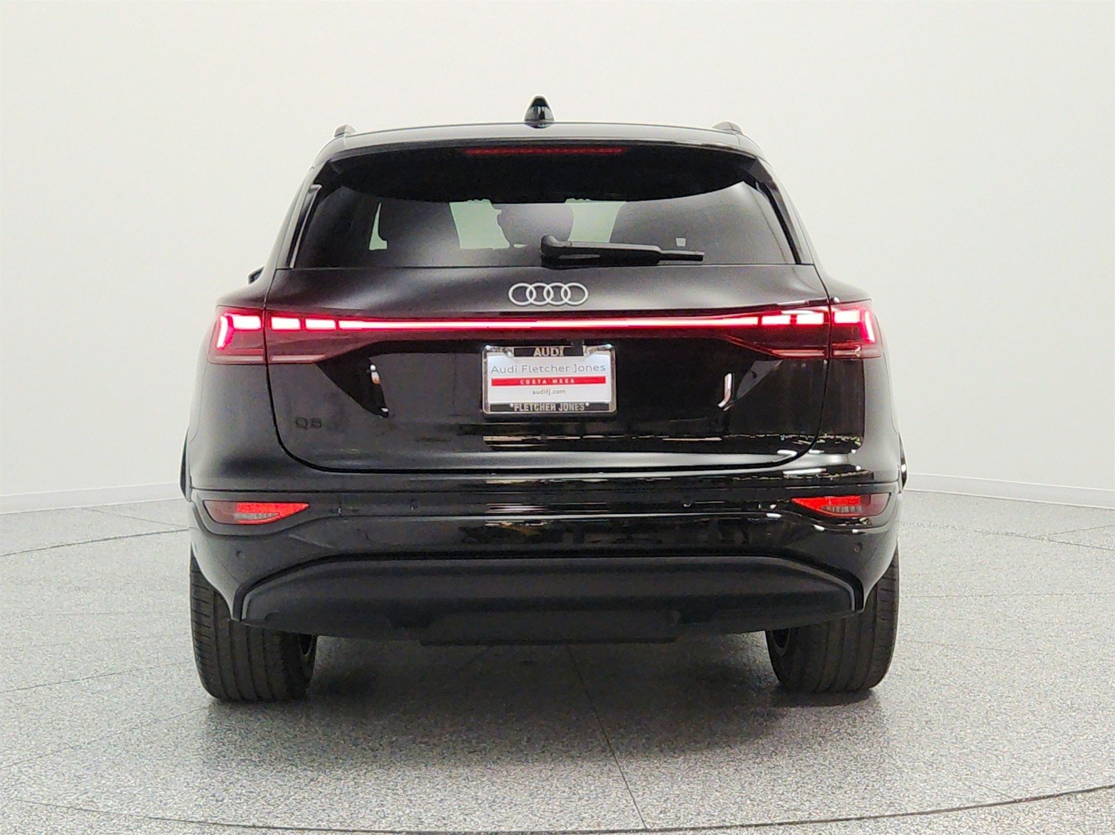 Used 2025 Mythos Black Metallic Audi Premium Plus quattro image 6