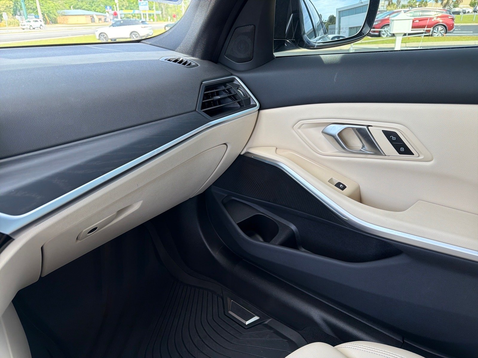 Used 2024 Gray BMW 330e image 6