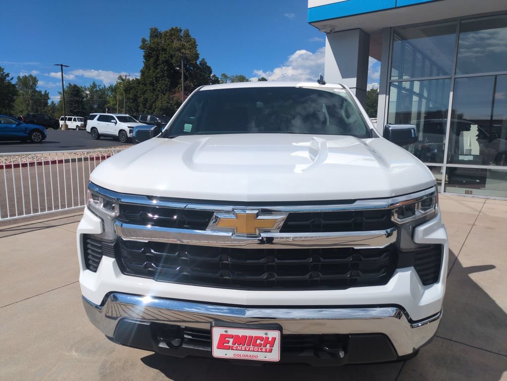 Used 2023 SUMMIT WHITE Chevrolet LT image 8