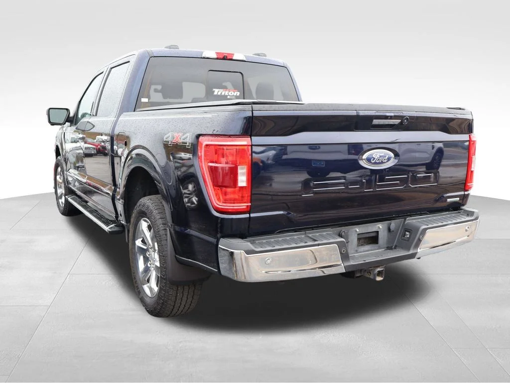 Used 2022 Blue Metallic Ford XLT image 21