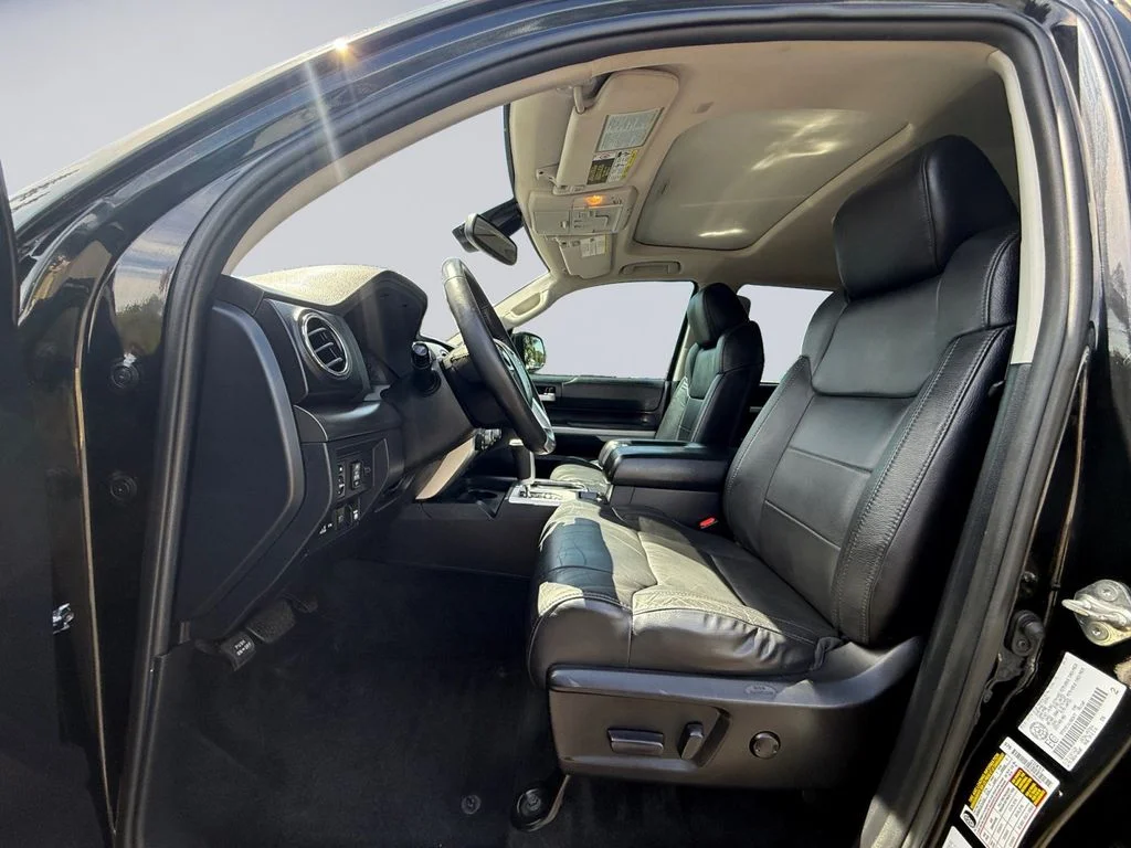 Used 2020 Black Toyota SR5 image 10