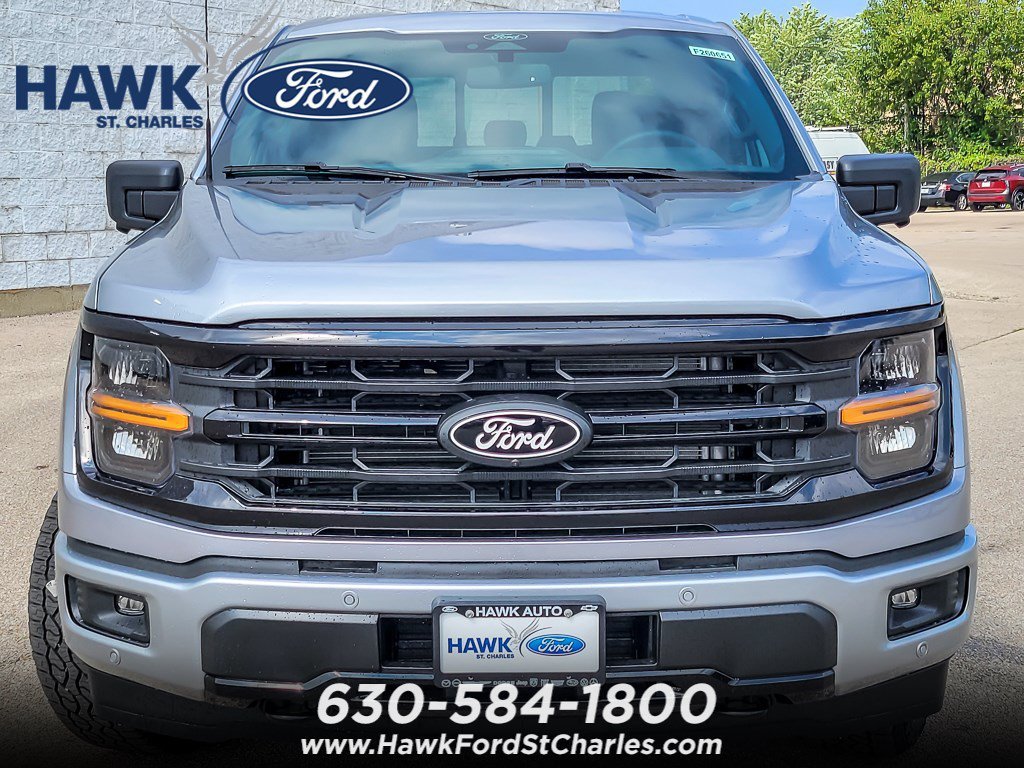 New 2026 Iconic Silver Metallic Ford XLT image 4
