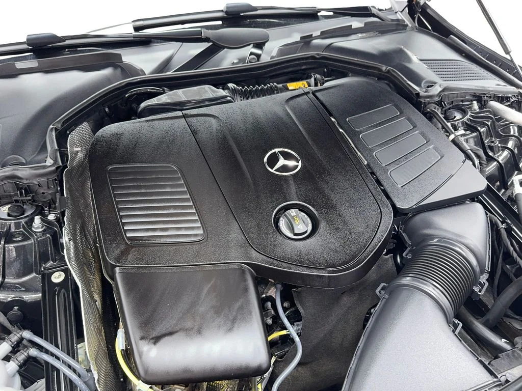 Used 2025 Gray Mercedes-Benz CLE 300 image 19