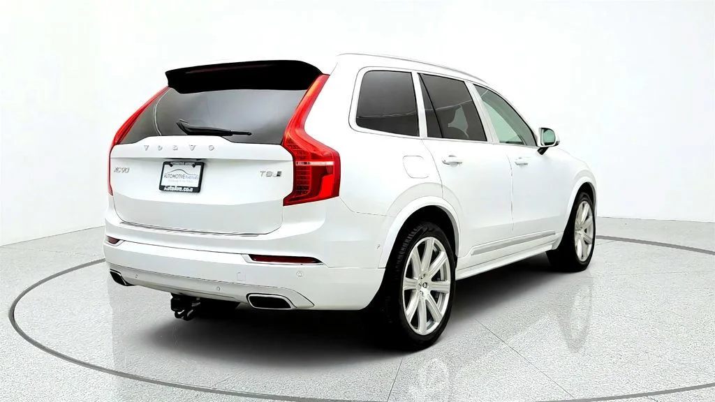 Used 2017 Crystal White Pearl Volvo T8 eAWD Plug-In Hybrid 7-Passenger Excellence image 5
