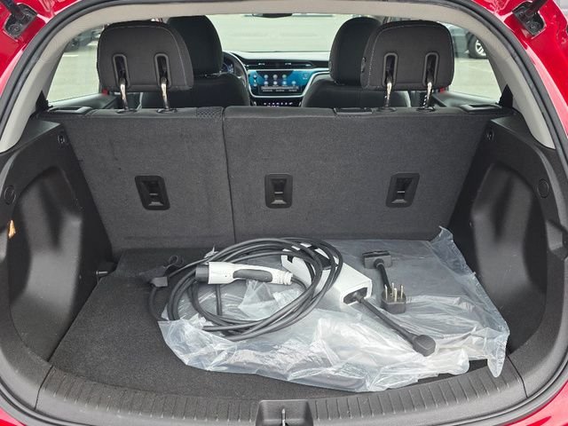 Used 2022 Red Chevrolet 1LT image 4