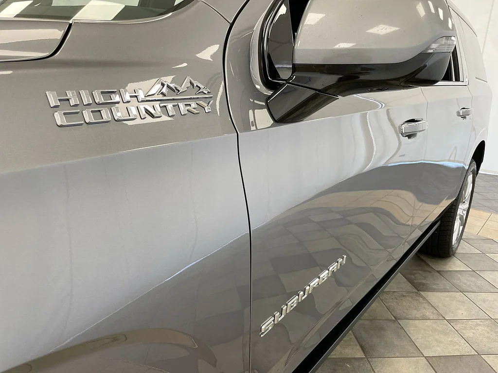 Used 2021 Satin Steel Metallic Chevrolet High Country image 33