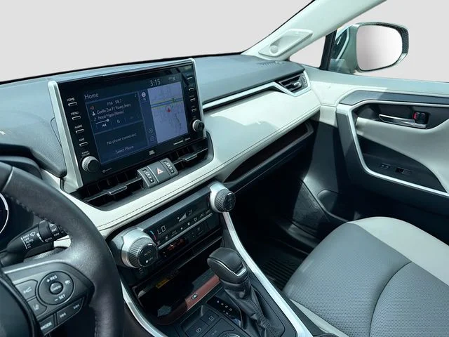 Used 2022 Silver Sky Metallic Toyota Limited image 9