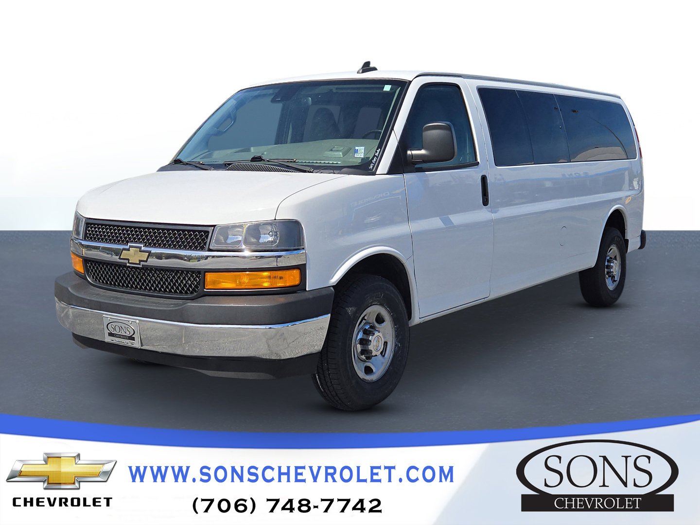 2021 Chevrolet Express 3500 LT Extended's photo