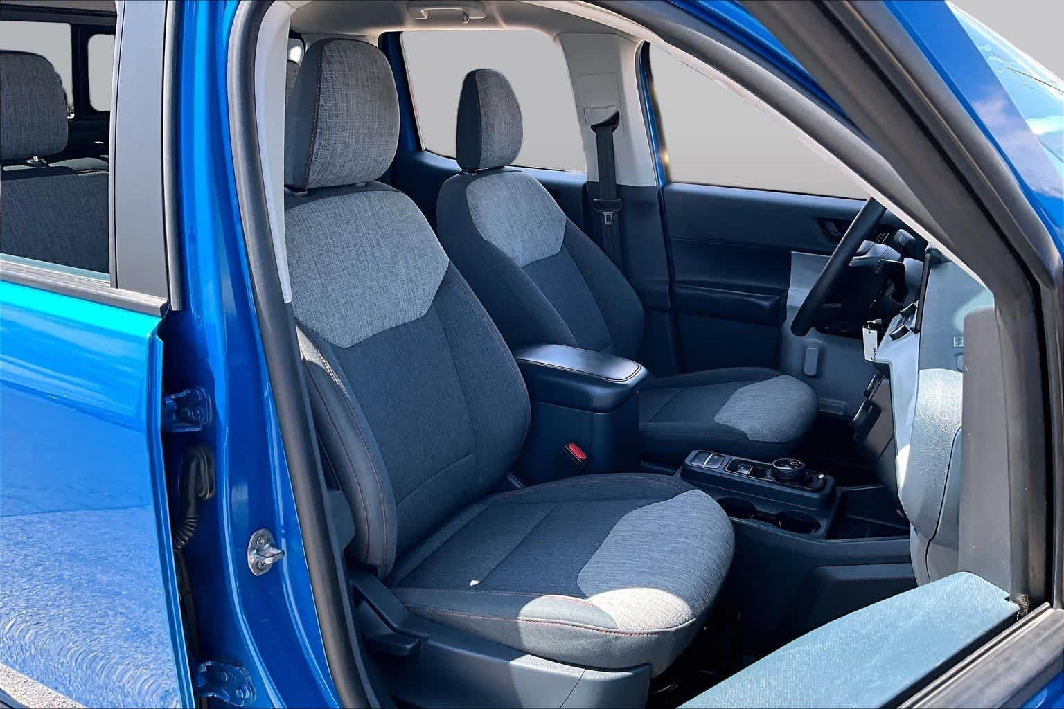 Used 2022 Velocity Blue Ford XLT image 9