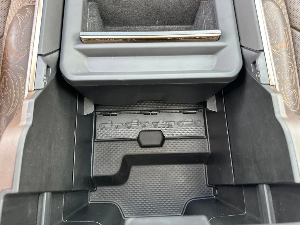 Used 2025 White Ram Limited image 45