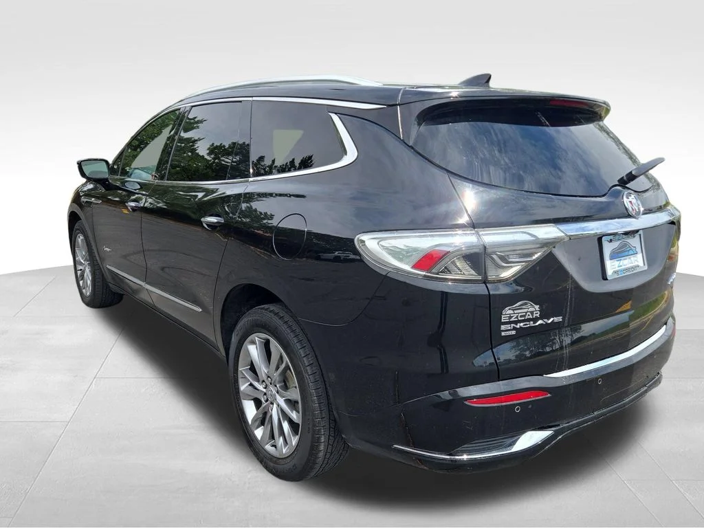 Used 2024  Buick Avenir image 13