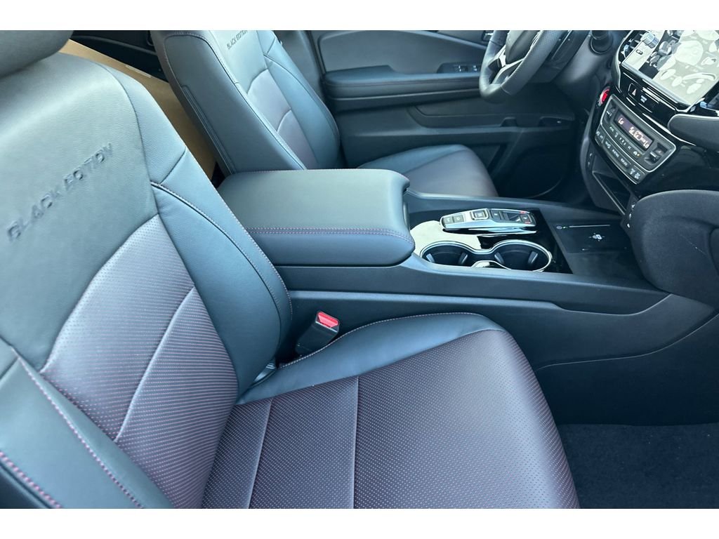 2026 Honda Ridgeline Black Edition - Photo 17