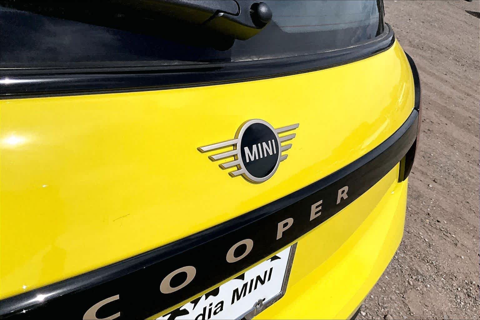 Used 2025 WHITE MINI Cooper image 26