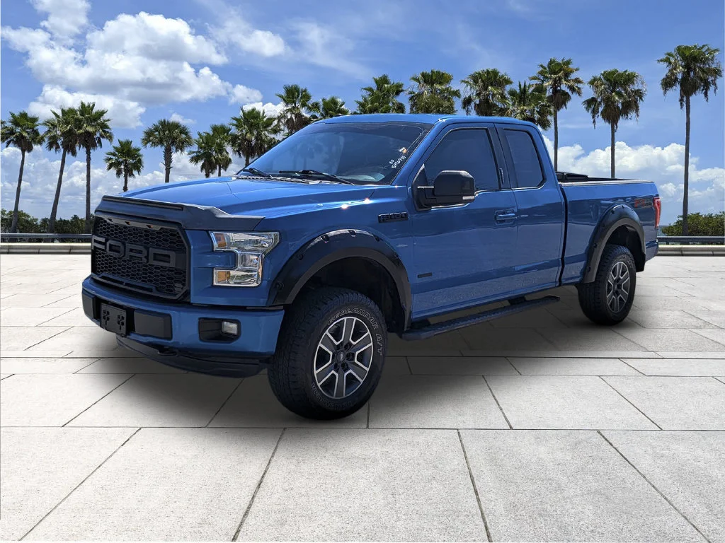 Used 2016 Blue Flame Metallic Ford XLT image 4