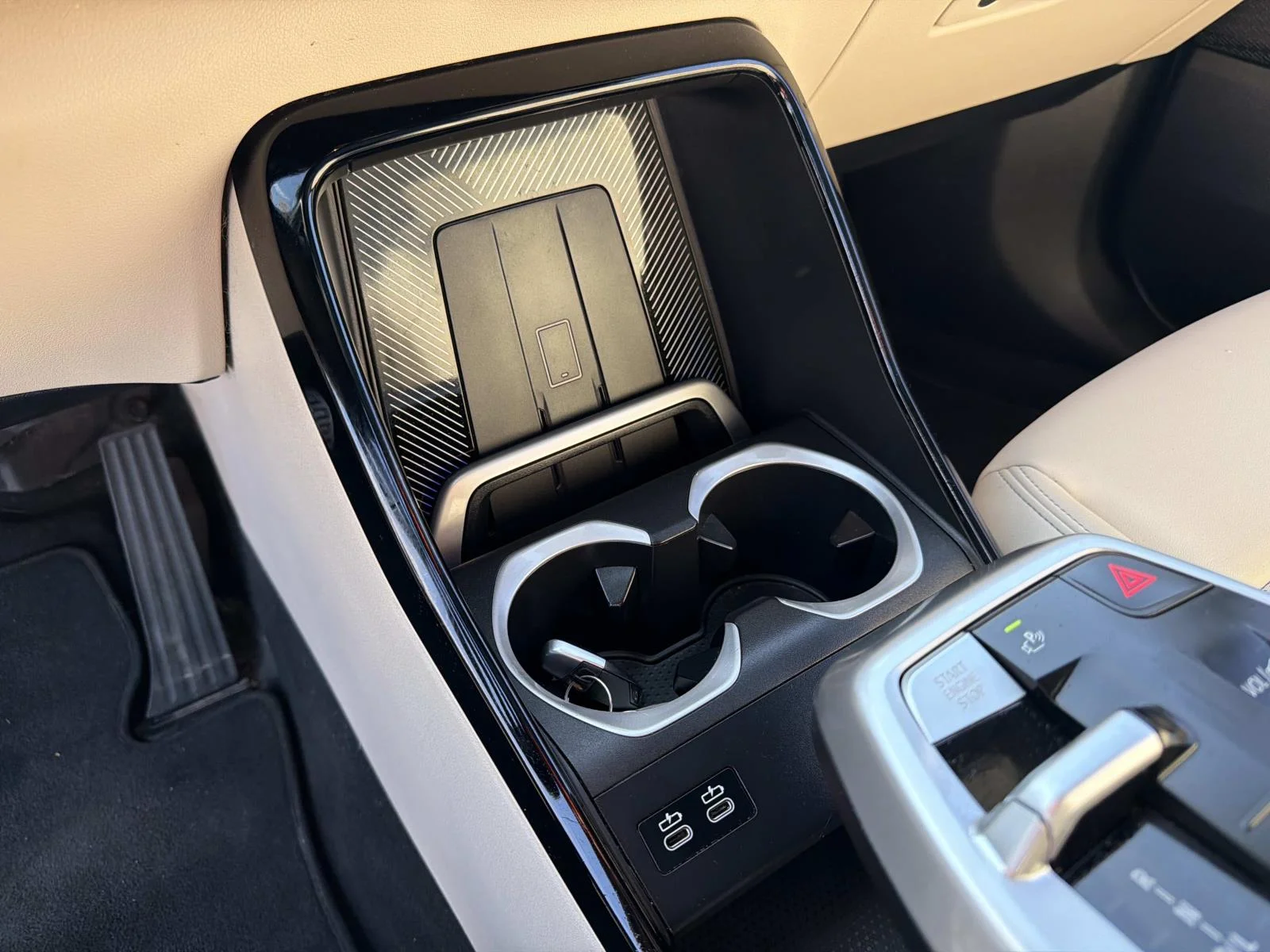 2025 BMW X2 28i - Photo 23