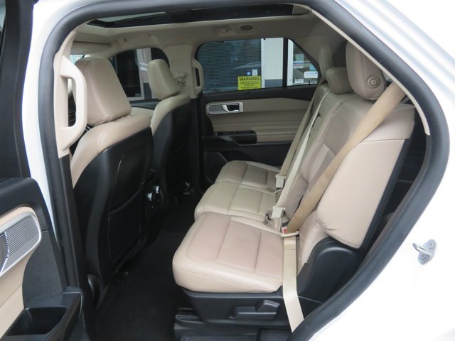 Used 2020 Oxford White Ford Limited image 17