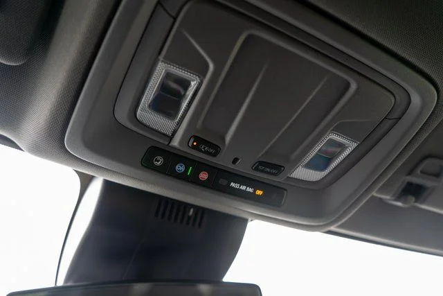 Used 2022 Gray Chevrolet LT image 31
