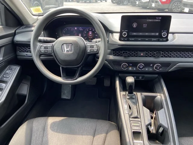 Used 2025 Gray Honda LX image 13