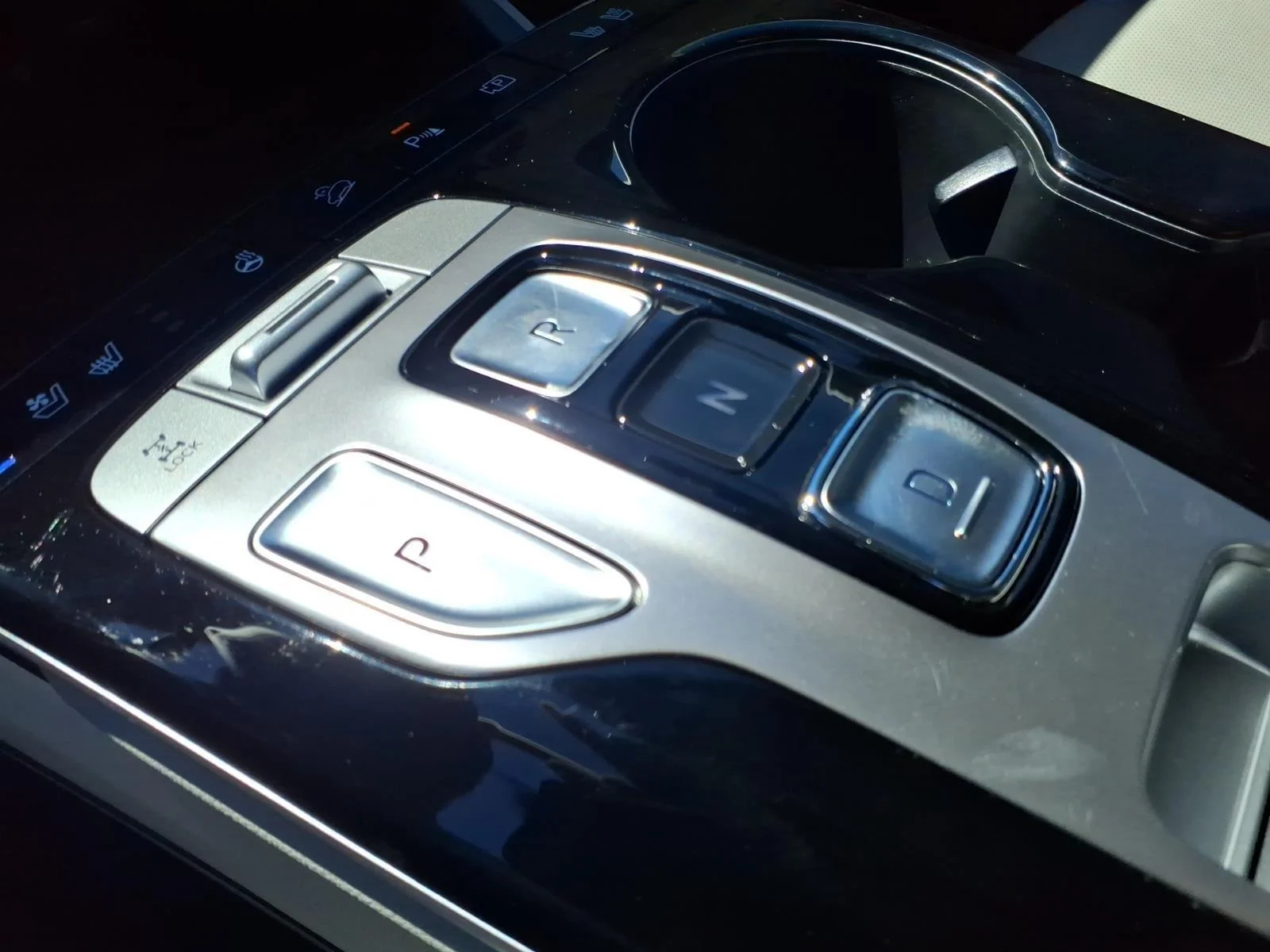 Used 2024 Black Pearl Hyundai Limited image 8
