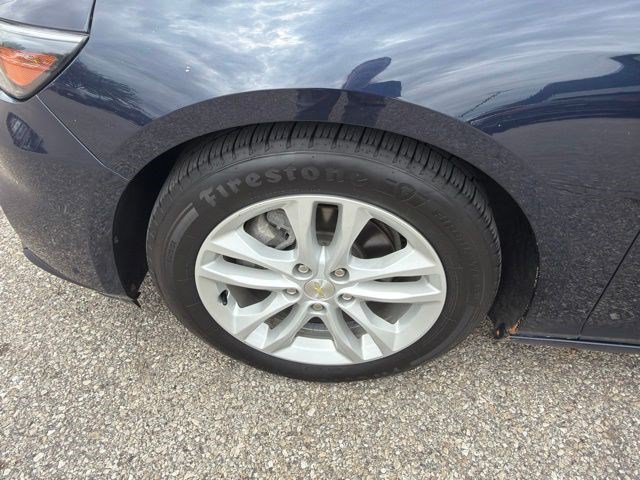 Used 2017 Blue Velvet Metallic Chevrolet LT image 10