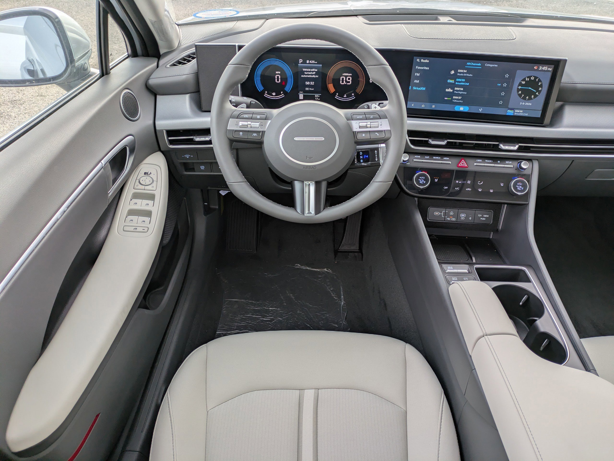 New 2026 Aero Silver Hyundai SE image 11