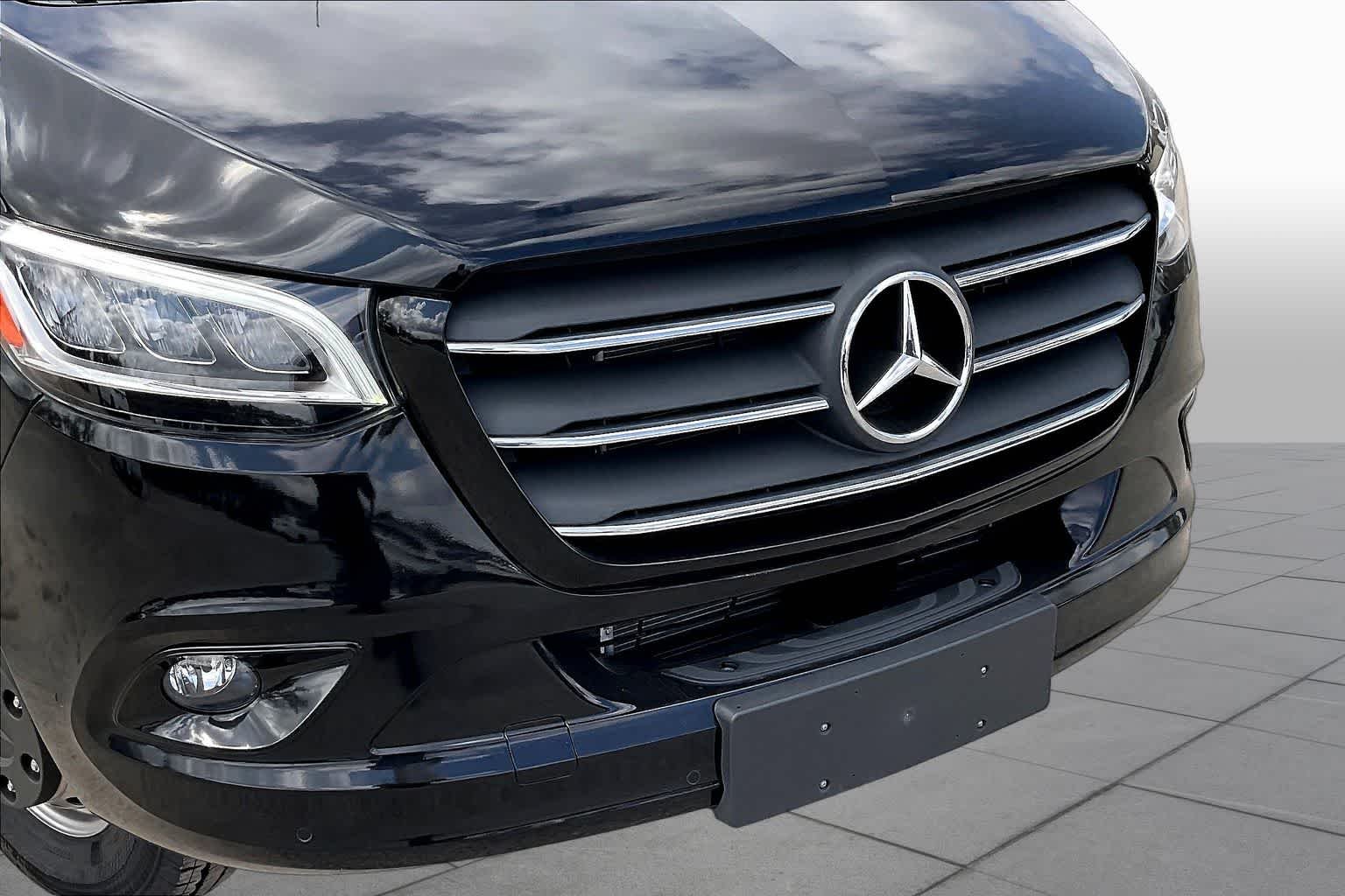 Used 2024 Jet Black Mercedes-Benz  image 27