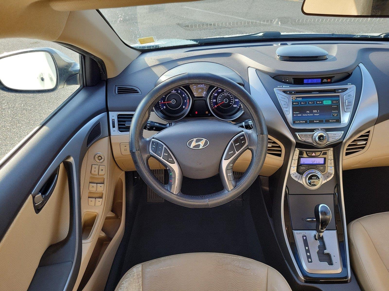 Used 2013 Shimmering White Hyundai Limited image 11