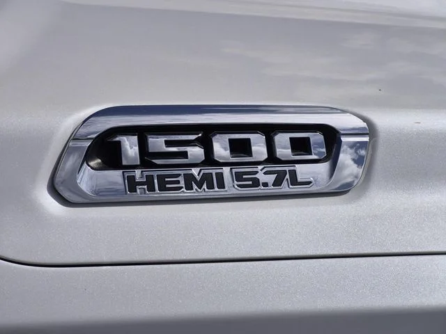 Used 2019 Ivory White Tri-Coat Pearlcoat Ram Limited image 5