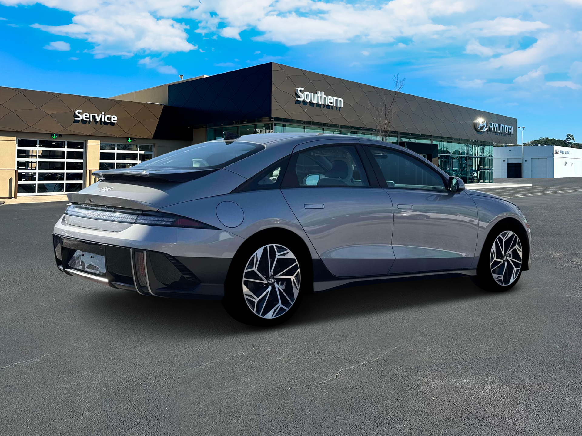 New 2024 Silver Hyundai SEL image 16